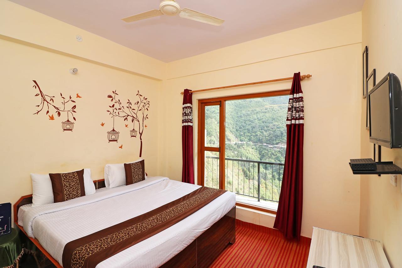 Oyo 13728 Hotel Kempty Valley View Hotel & Restaurant Masuri Exterior foto