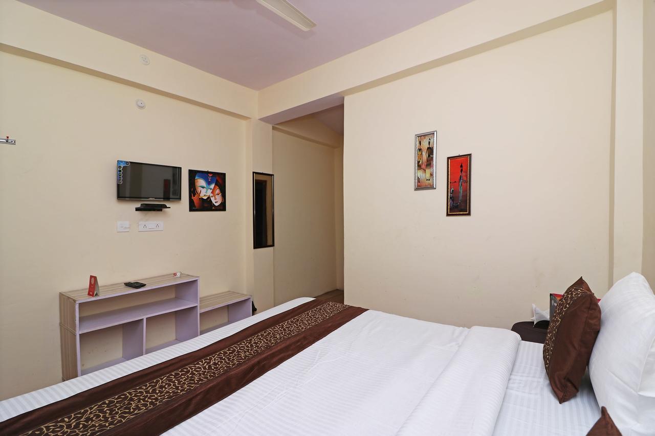 Oyo 13728 Hotel Kempty Valley View Hotel & Restaurant Masuri Exterior foto